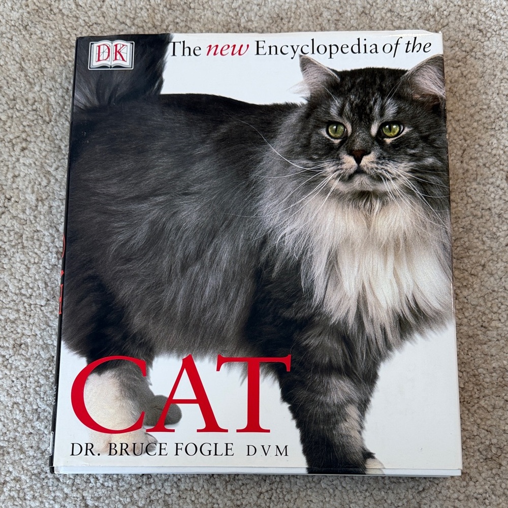'The New Encyclopedia of the Cat' - Gray & White Cat Book